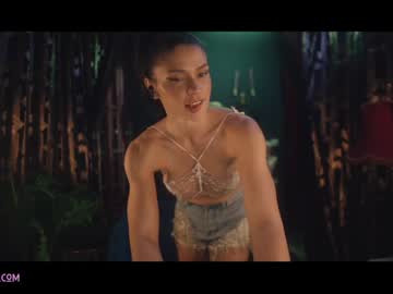 girl cam all day lucieoude_ image #2007750