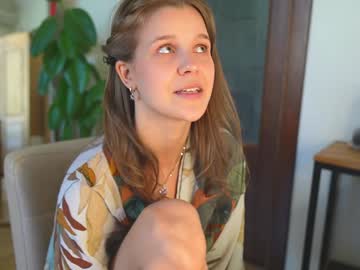 girl cam all day eli_sun image #9428312