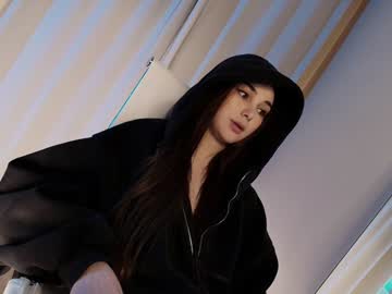 girl cam all day hollyextra image #9571720
