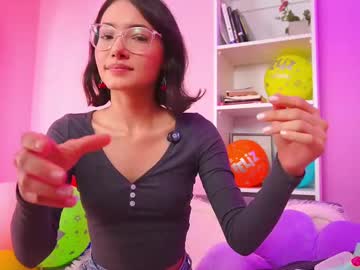 girl cam all day little_effy18_ image #9347798
