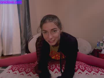 girl cam all day chroniclove image #3161546