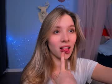 girl cam all day milablush image #3768501