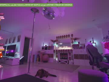 girl cam all day hannahjames710 image #7018534