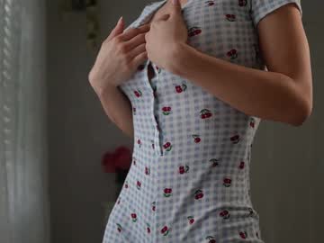 girl cam all day littlegreekflower image #9136872
