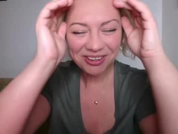 girl cam all day kiradivine image #3341422