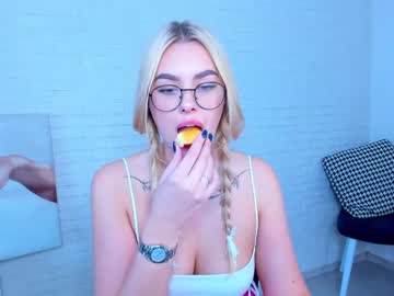 girl cam all day 8a8y_nura image #1664519