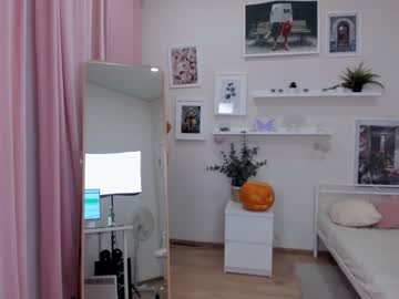 girl cam all day chloe_holzmann image #2975861