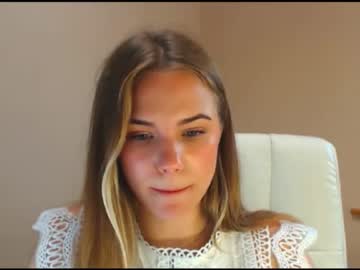girl cam all day gwyneth_paltroww image #4739202