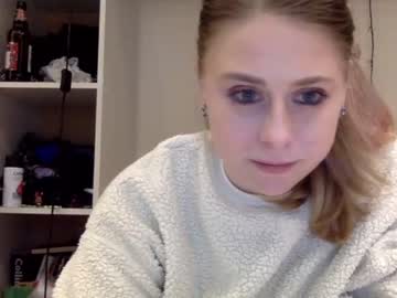girl cam all day amelia_coder image #3828650