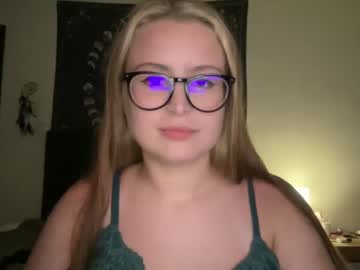 girl cam all day sarahmartin420 image #4724253