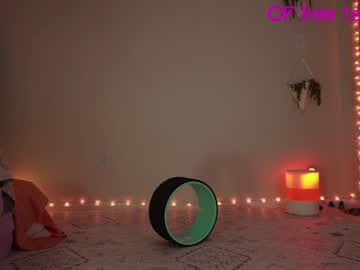 girl cam all day lucy_gooosey image #8286787