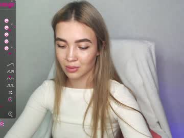 girl cam all day yourvirusqueen_ image #2245165