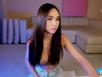 girl cam all day hollyextra image #4433543