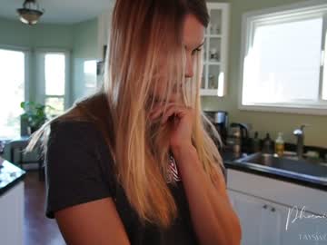 girl cam all day phoenix_taylor image #728219