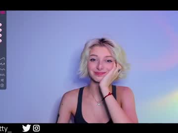 girl cam all day lit1le_kitty_ image #2740678