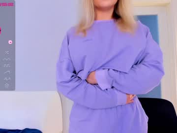 girl cam all day kittycaitlin image #4143390