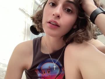girl cam all day wonderland_stia image #7988244