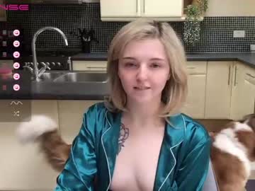 girl cam all day lucydelovely image #4381628