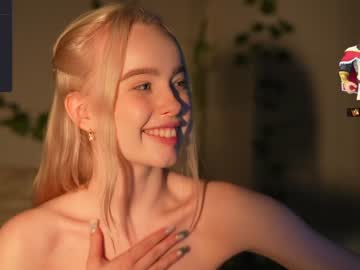 girl cam all day mother__of__dragons image #5616252