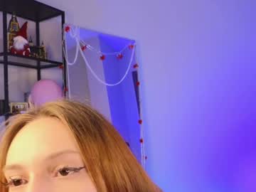 girl cam all day elfinvibe image #8597630
