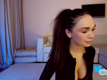 girl cam all day hollyextra image #3189700