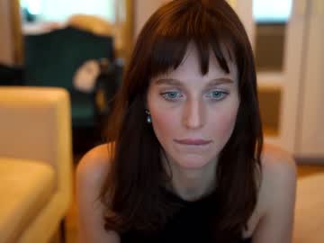 girl cam all day ellaa91 image #984192