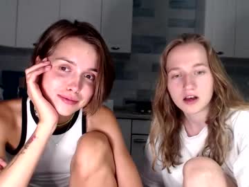 girl cam all day nearsaturn image #2273023