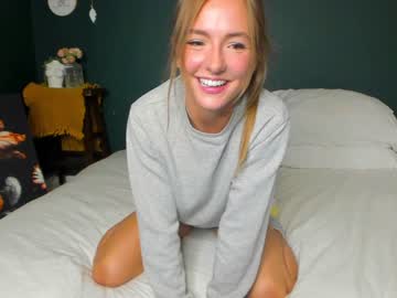 girl cam all day innocentprovenguilty image #2488041