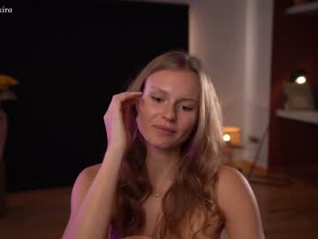 girl cam all day chillwithkira image #3054492