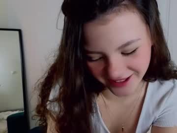 girl cam all day curly_lina image #6409714