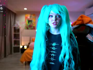 girl cam all day madnessalise image #8082513
