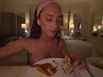 girl cam all day hannahjames710 image #8602604