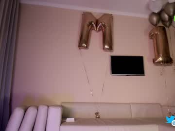girl cam all day hollyextra image #6987524