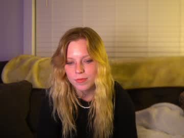 girl cam all day crimsonxrapture image #486378