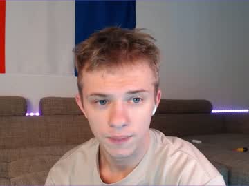man cam all day andy_bjorn image #972643