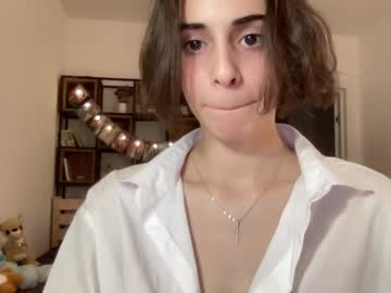 girl cam all day wonderland_stia image #5846696