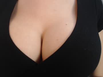girl cam all day eat_mee_out image #2170084