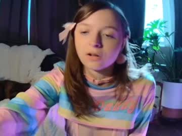 girl cam all day elenafealy image #5761002