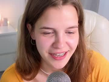 girl cam all day eli_sun image #4810585