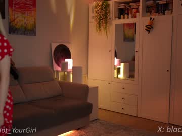 girl cam all day _blackbee_ image #6731945