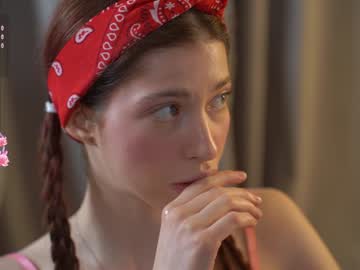 girl cam all day happyvivy image #8761824