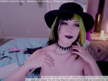 girl cam all day runesy image #7535320