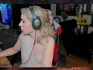 girl cam all day kimilee22 image #6158210