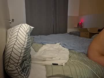 couple cam all day jamesb0ndageoo7 image #9117445