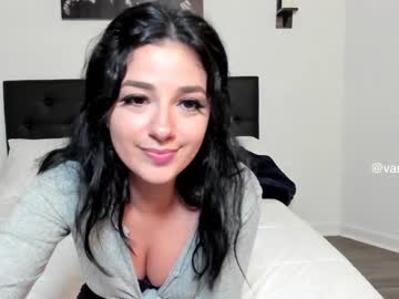 girl cam all day xvno image #4937107