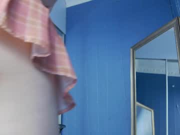 girl cam all day kriskras__ image #8326338