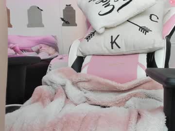 girl cam all day foxy_gamer image #7981161