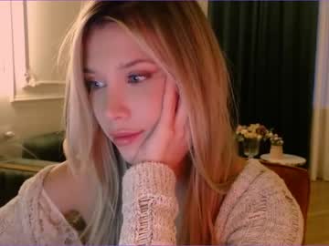 girl cam all day bitter_moon image #3549625