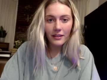 girl cam all day bambis_honeypot image #961061