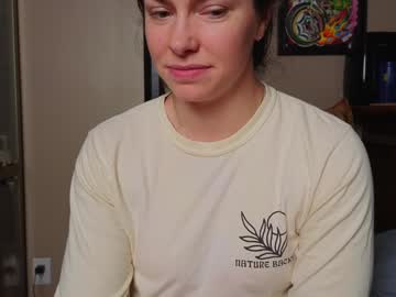 girl cam all day chroniclove image #9299325